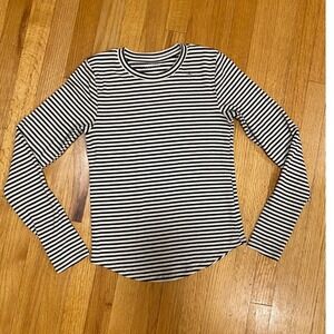American Eagle Striped Long Sleeve Tee Womens Medium Black White New Casual